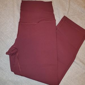 Maroon wunder under crops